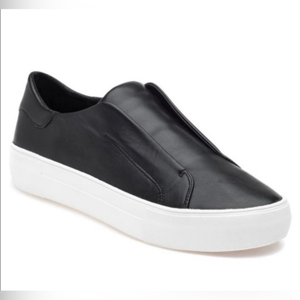 J/Slides NYC Slip-On Platform Leather Sneakers in Black 8.5